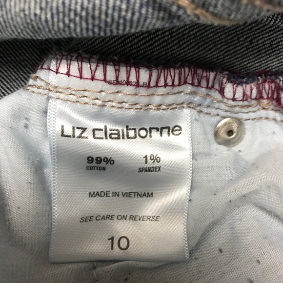 Liz Claiborne Jeans. Size 10 - Picture 7 of 10